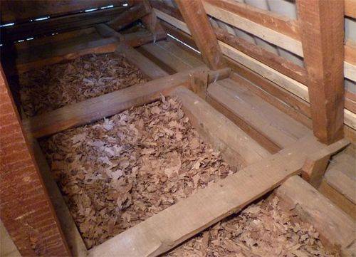Как утеплить деревянный пол