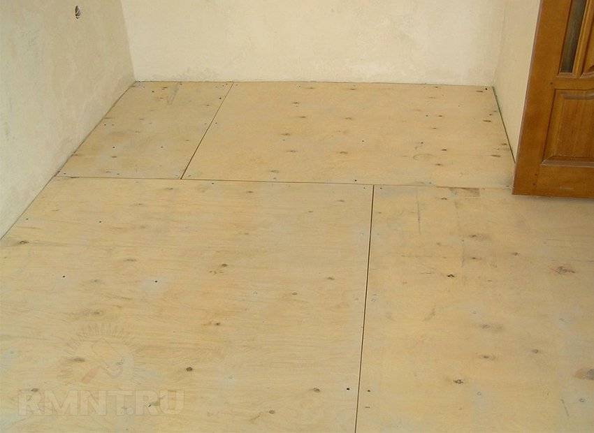 Как положить керамогранит на деревянный пол