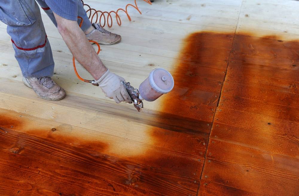 Как и чем покрасить деревянный пол? – особенности и 2 пошаговые инструкции