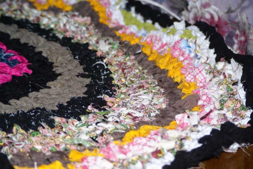 Из чего можно сделать коврик своими руками: 20 практичных идей