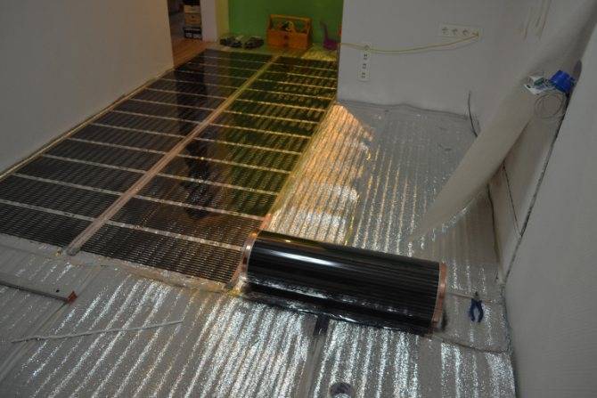 Плёночный тёплый пол под ламинат инструкция монтажа: монтаж нагревательных панелей