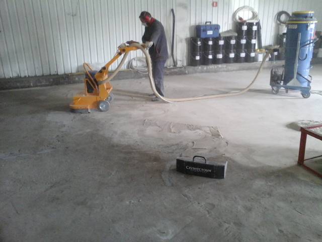 Обеспыливание бетонного пола: методы обработки поверхности от пыли своими руками