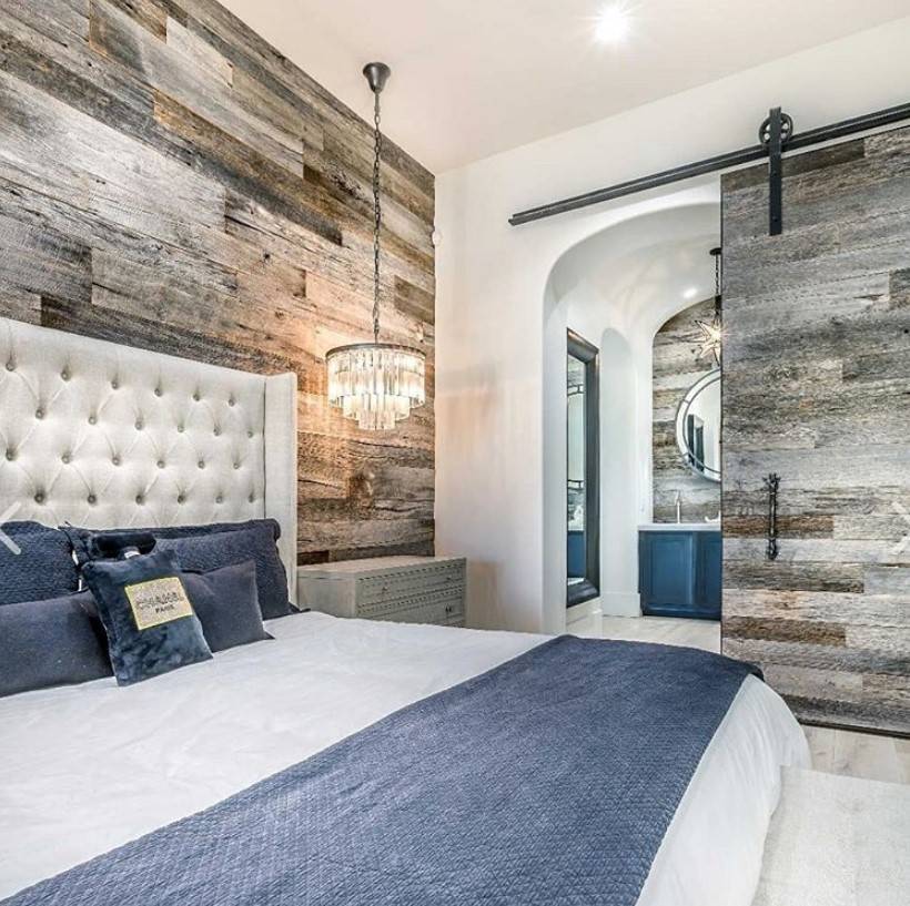 С ног на голову: 20 идей отделки потолка ламинатом