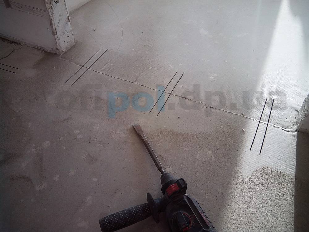 Трещины в стяжке пола