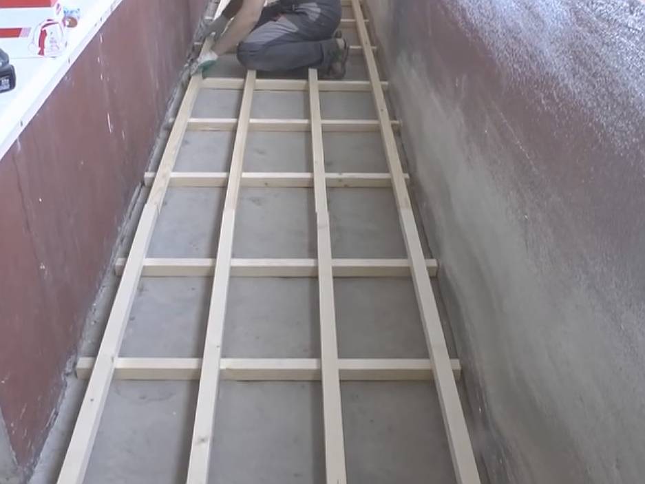 Как залить пол на балконе: стяжка пола на балконе своими руками