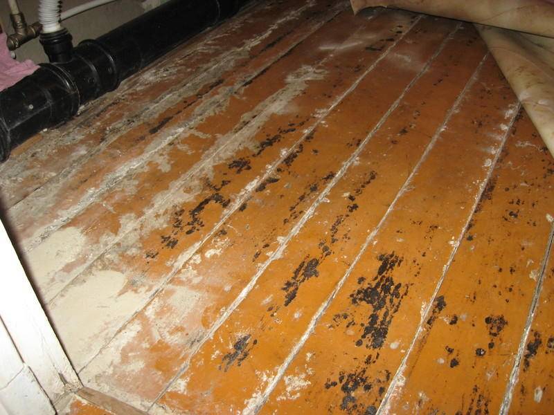 Пенопластовые плиты на потолке - как и чем обработать щели?