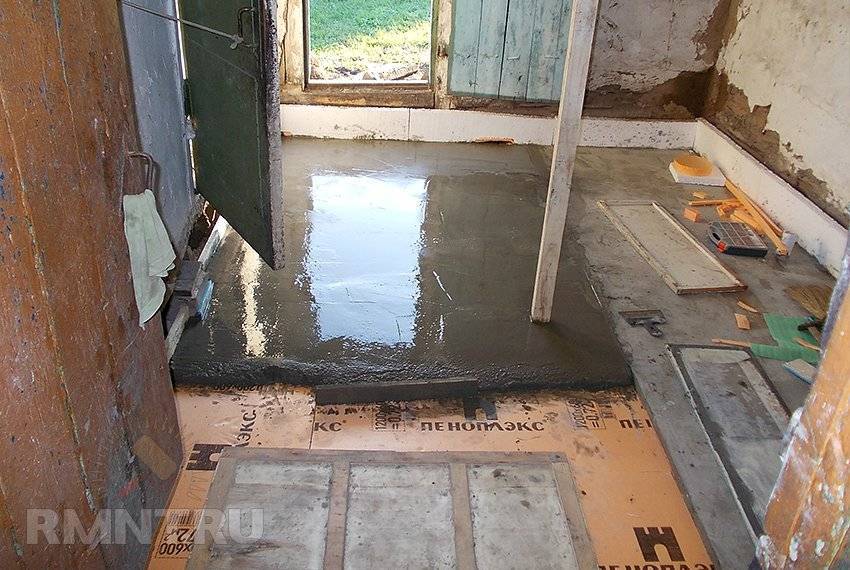 Замена деревянного пола на бетонный в квартире