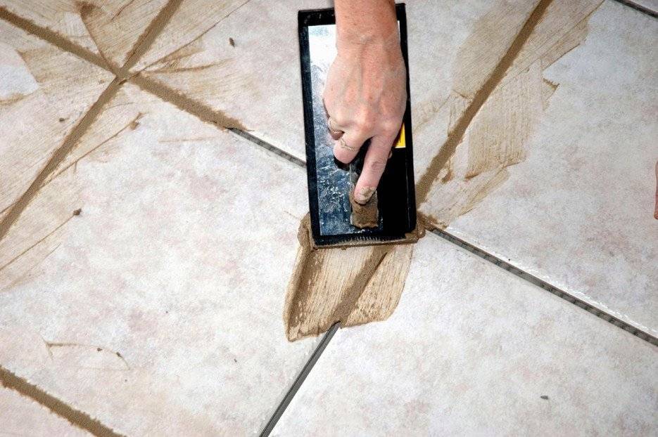 Cколько сохнет плитка на полу после укладки на клей. сколько сохнет плиточный клей?