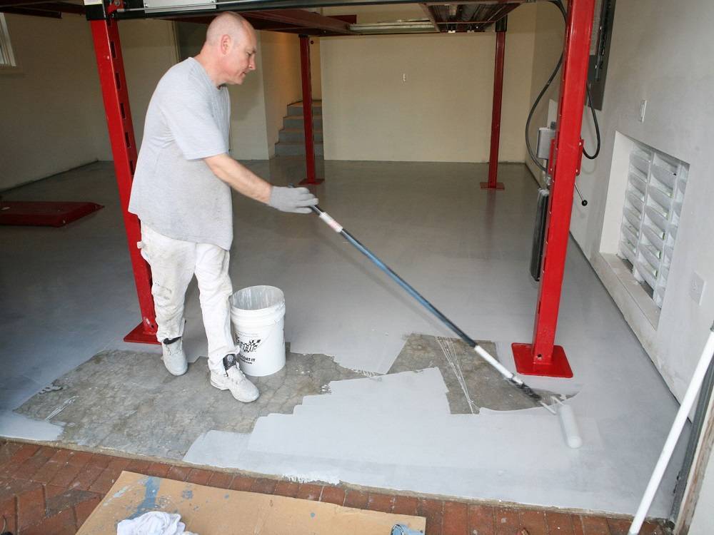 Краска для бетонного пола в гараже: выбираем по параметрам