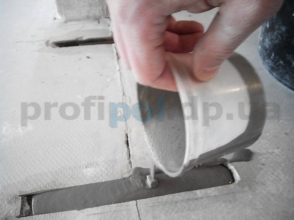 Трещины в стяжке пола