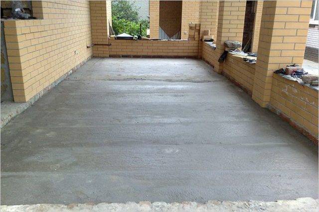 Как делается бетонная стяжка пола: технология работ + рецепты замеса бетона