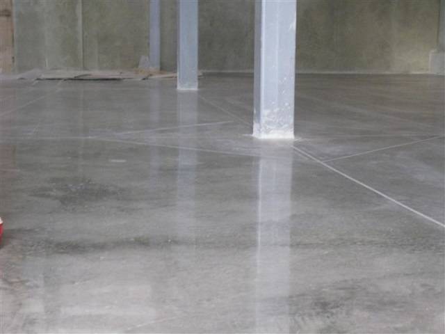 Чем и как обработать бетонный пол своими руками, чтобы не пылил ⋆ строю дом
