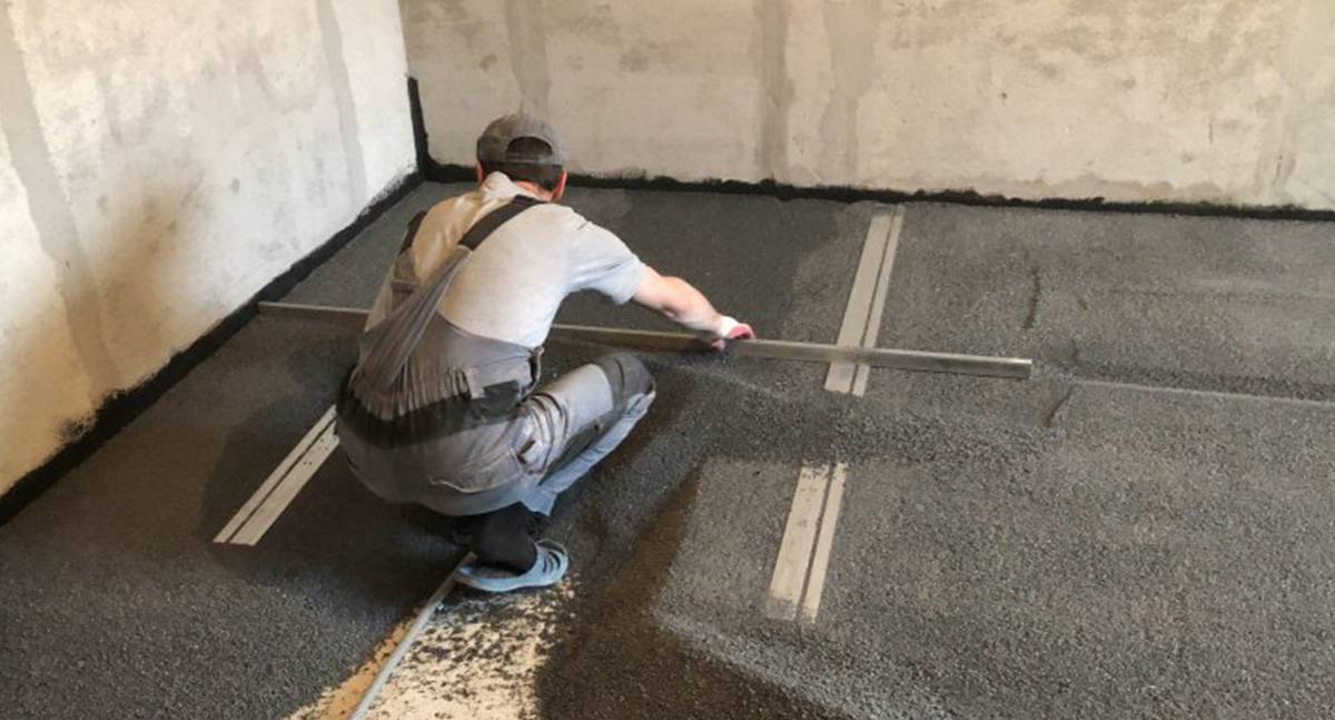 Как правильно постелить линолеум на бетонный пол