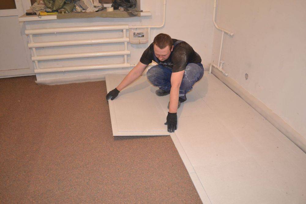 Особенности укладки ламината на бетонный пол: советы от мастеров
