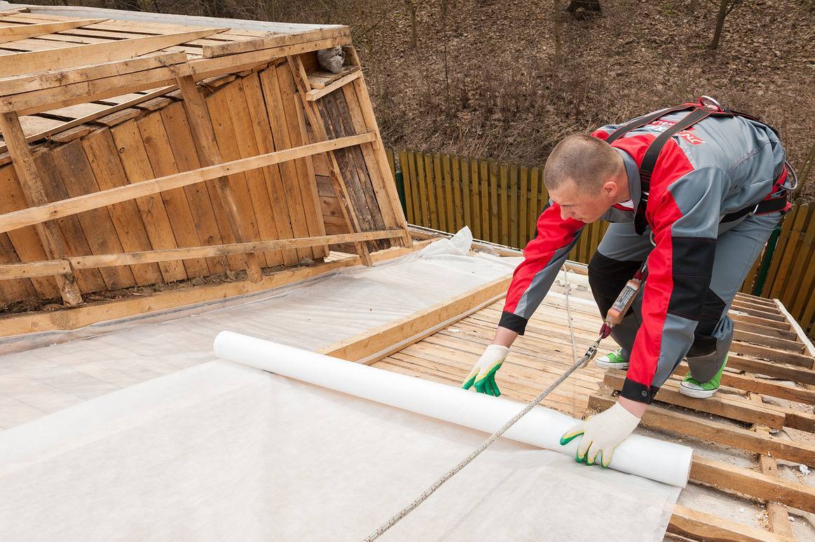 Дешевая и дорогая пароизоляция: в чем разница