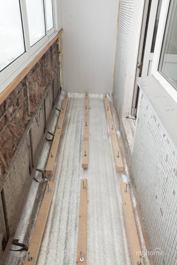 Пол на балконе: выбор материала для покрытия