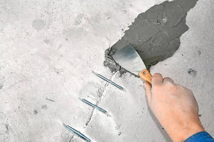 Как и чем затирать бетонный пол: полное руководство