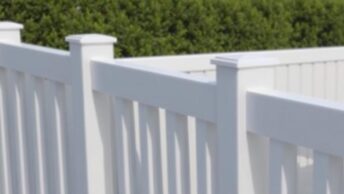 Почему заборы из профнастила ST 15 так популярны: честный разбор преимуществ