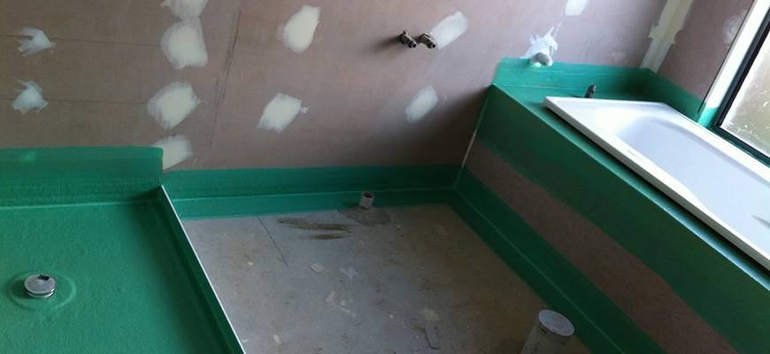 Гидроизоляция ванной комнаты: оптимальные способы и схемы устройства