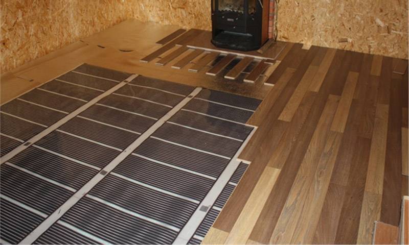 Теплый пол на деревянный пол своими руками: как положить по деревянному перекрытию, устройство, как уложить теплый пол на деревянную доску