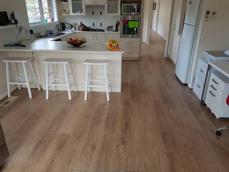 Какой ламинат лучше для кухни