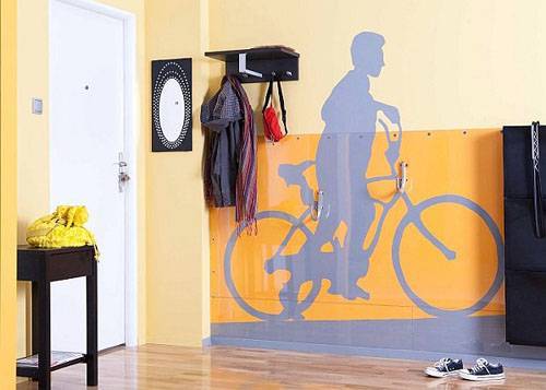 Куда поставить велосипед, если у вас маленькая квартира: идеи с фото