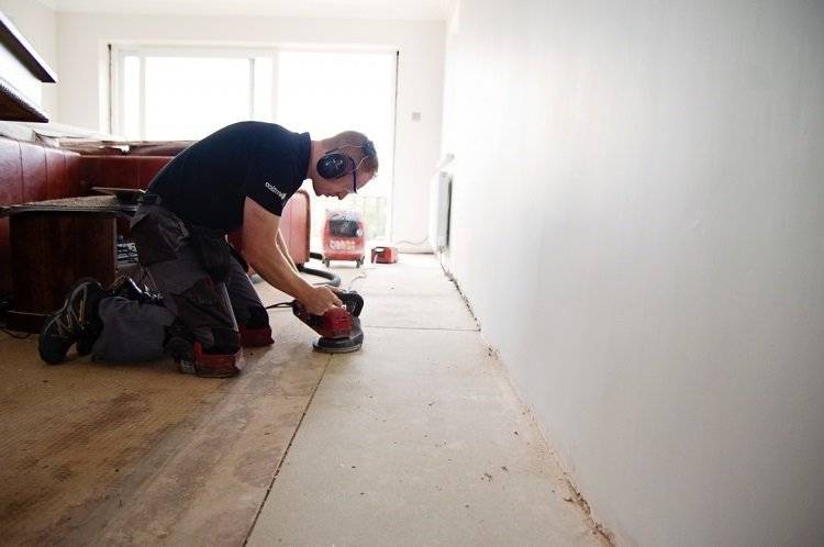 Как правильно уложить линолеум на бетонный пол | советы по ремонту