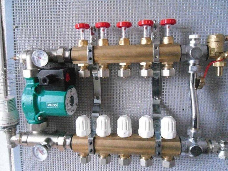 Особенности укладки пенополистирола для теплого пола: Инструкция + Видео