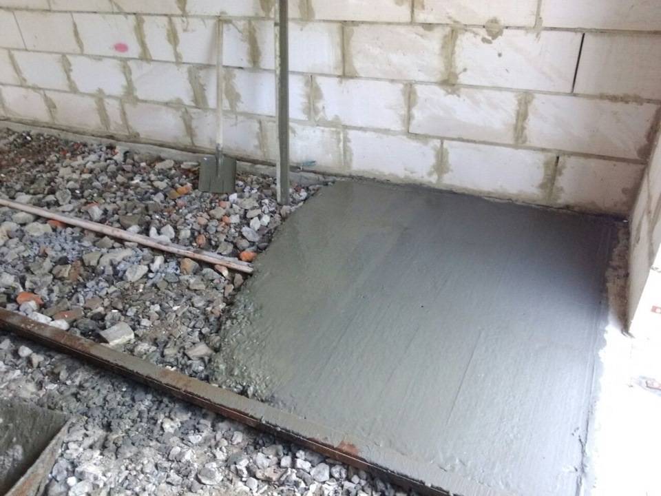 Этапы формирования бетонного пола в гараже: технологии и материалы + фото и видео