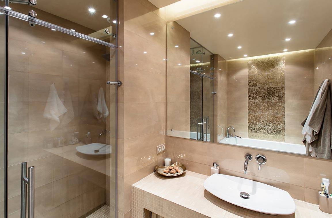 Фото-примеры оформления и декора ванной комнаты плиткой: 7 идей по комбинированию