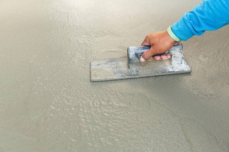 Как железнить бетонный пол цементом порядок работ