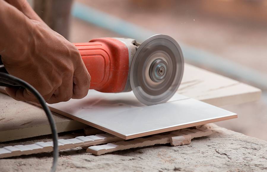 Как просверлить кафельную плитку — порядок действий