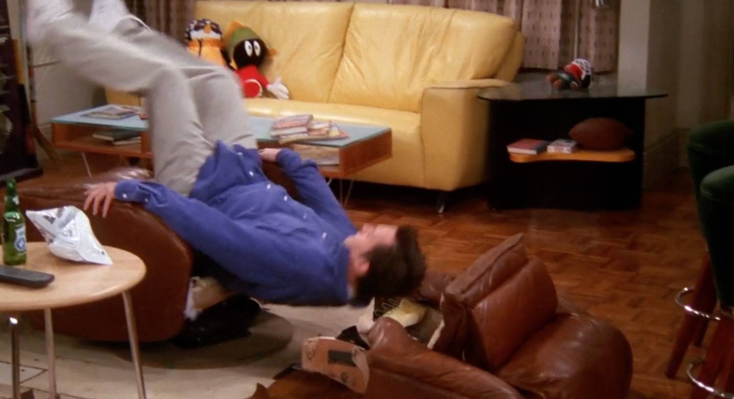 6 деталей знаменитой кухни сериала «Друзья», которые можно повторить и в своей квартире