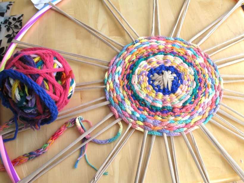 Из чего можно сделать коврик своими руками: 20 практичных идей