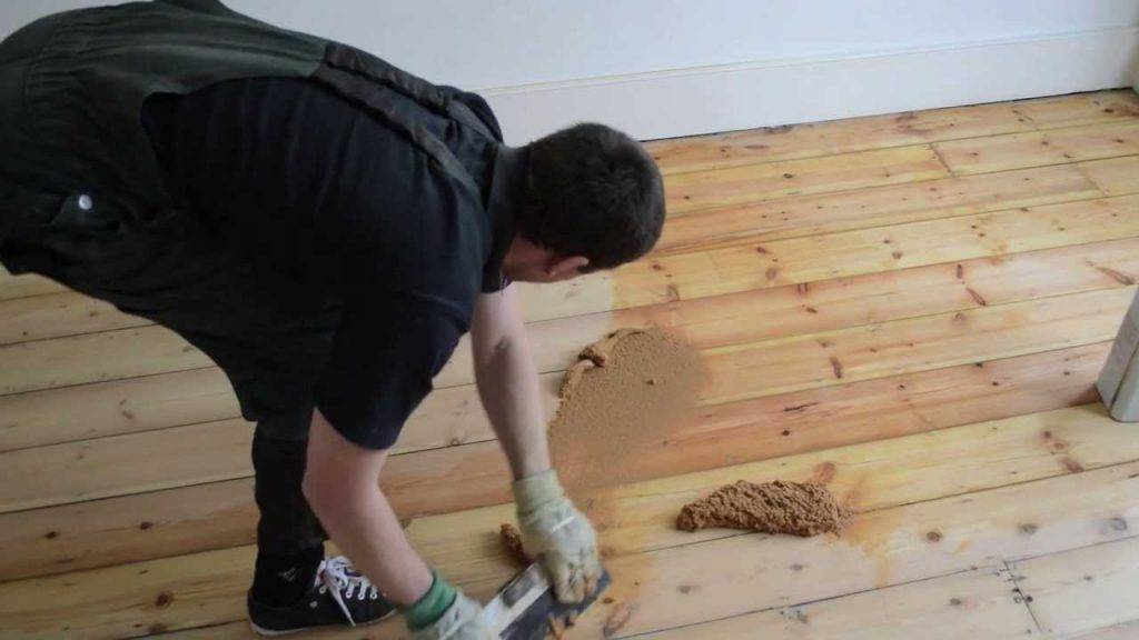 Как выровнять деревянный пол