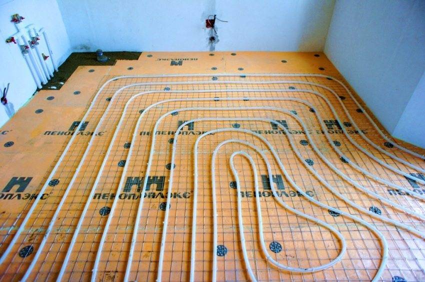 Стяжка на пеноплекс технология устройства