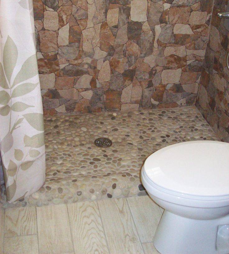 Пол из гальки в ванной комнате: обзор 3-х способов укладки необычного покрытия