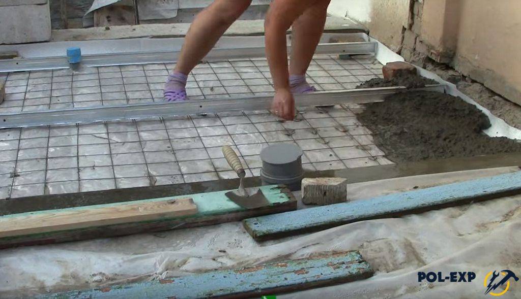 Как утеплить бетонный пол в частном доме: выбор утеплителя, способы укладки и утепление бетонного пола своими руками