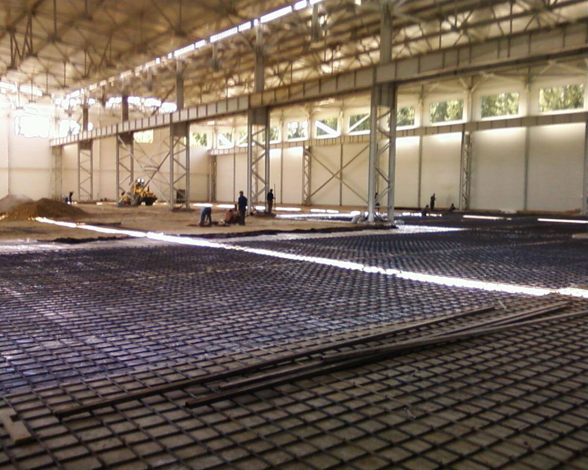 Производственные полы: виды, монтаж, стоимость работ и материалов