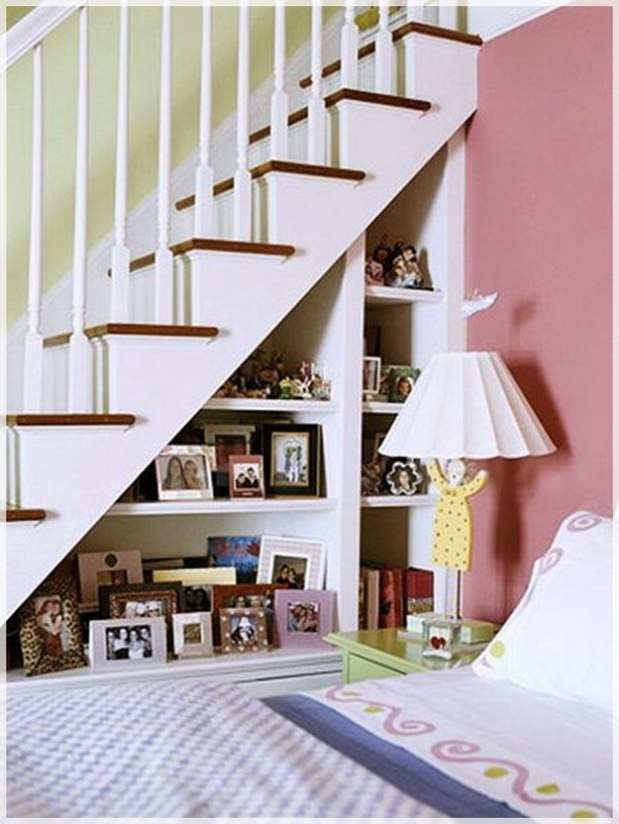Шкафы под лестницей в доме: 15 красивых и недорогих идей