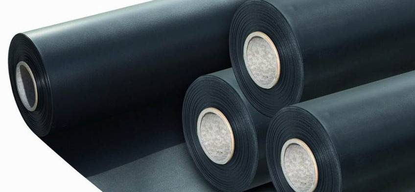 Гидроизоляция пола в квартире: обзор изоляционных материалов и правила работы с ними