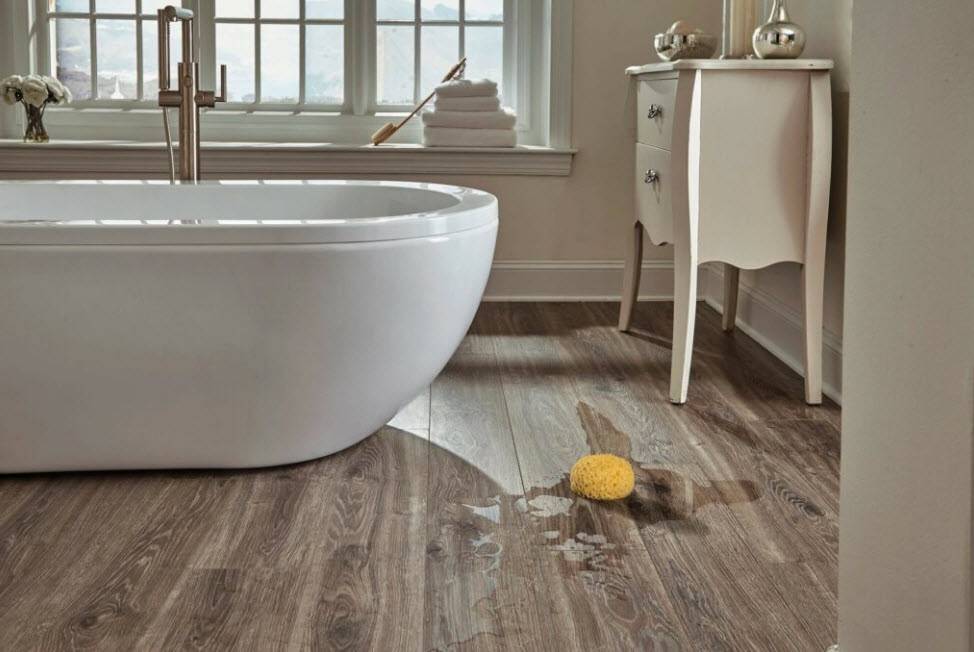 Что положить на пол в ванной вместо плитки? эти предложения вам понравятся! (40 фото)