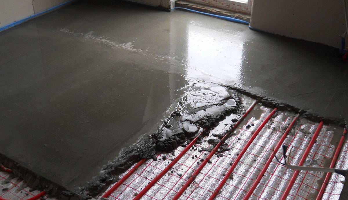 Как поднять стяжку над теплым полом на 1 см?