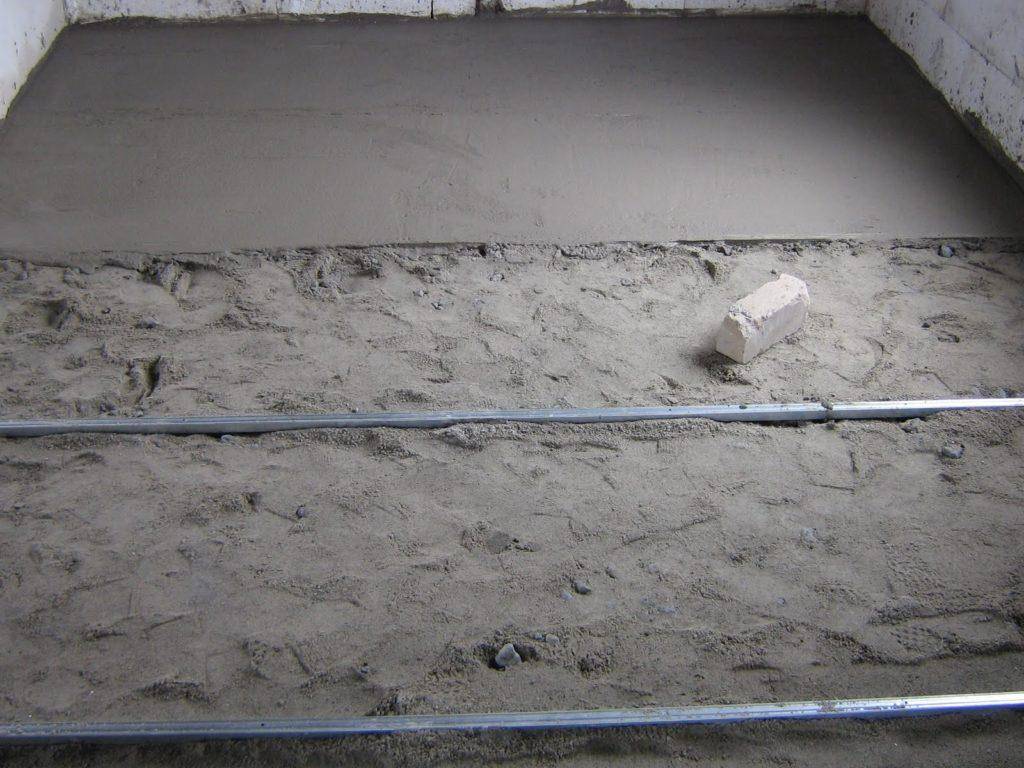 Бетонный пол в гараже: технология устройства пола из бетона от а до я