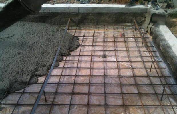 Как правильно залить пол в гараже бетоном