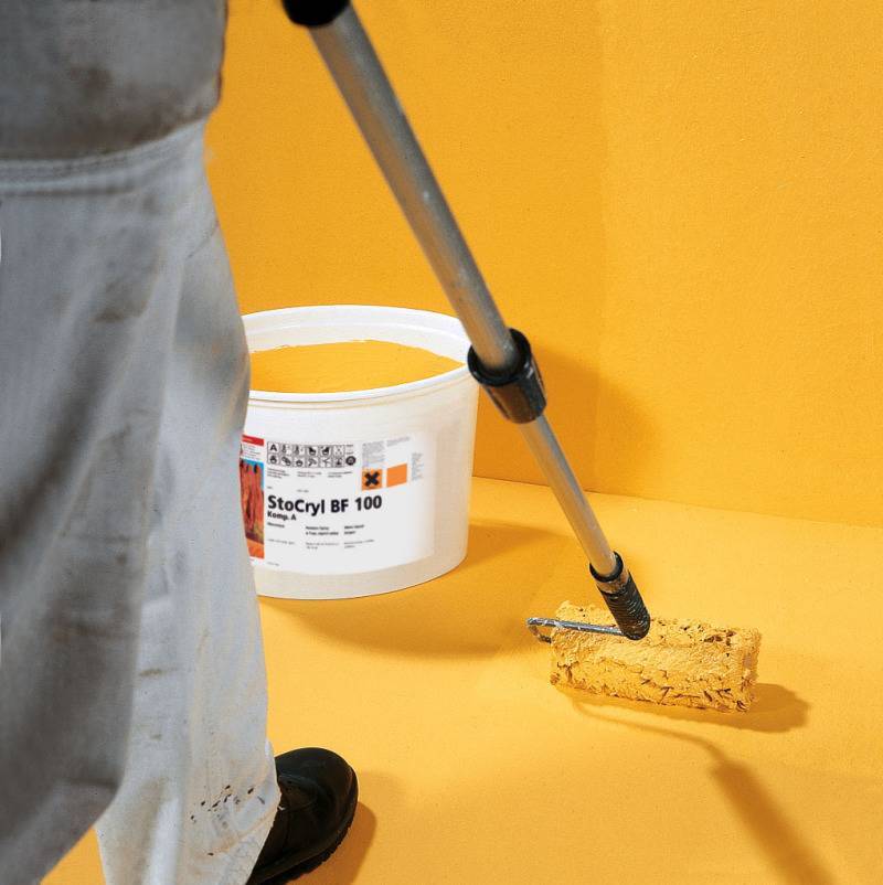 Чем покрасить бетонный пол в гараже, чтобы не пылил