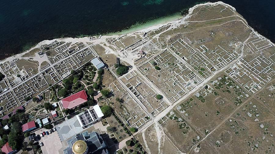 Золото и леопарды: 5 домов российских звезд, которые перепутали роскошь с безвкусицей