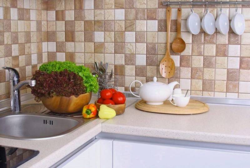 Подбираем плитку для кухни на фартук: нюансы обустройства и примеры оформления
