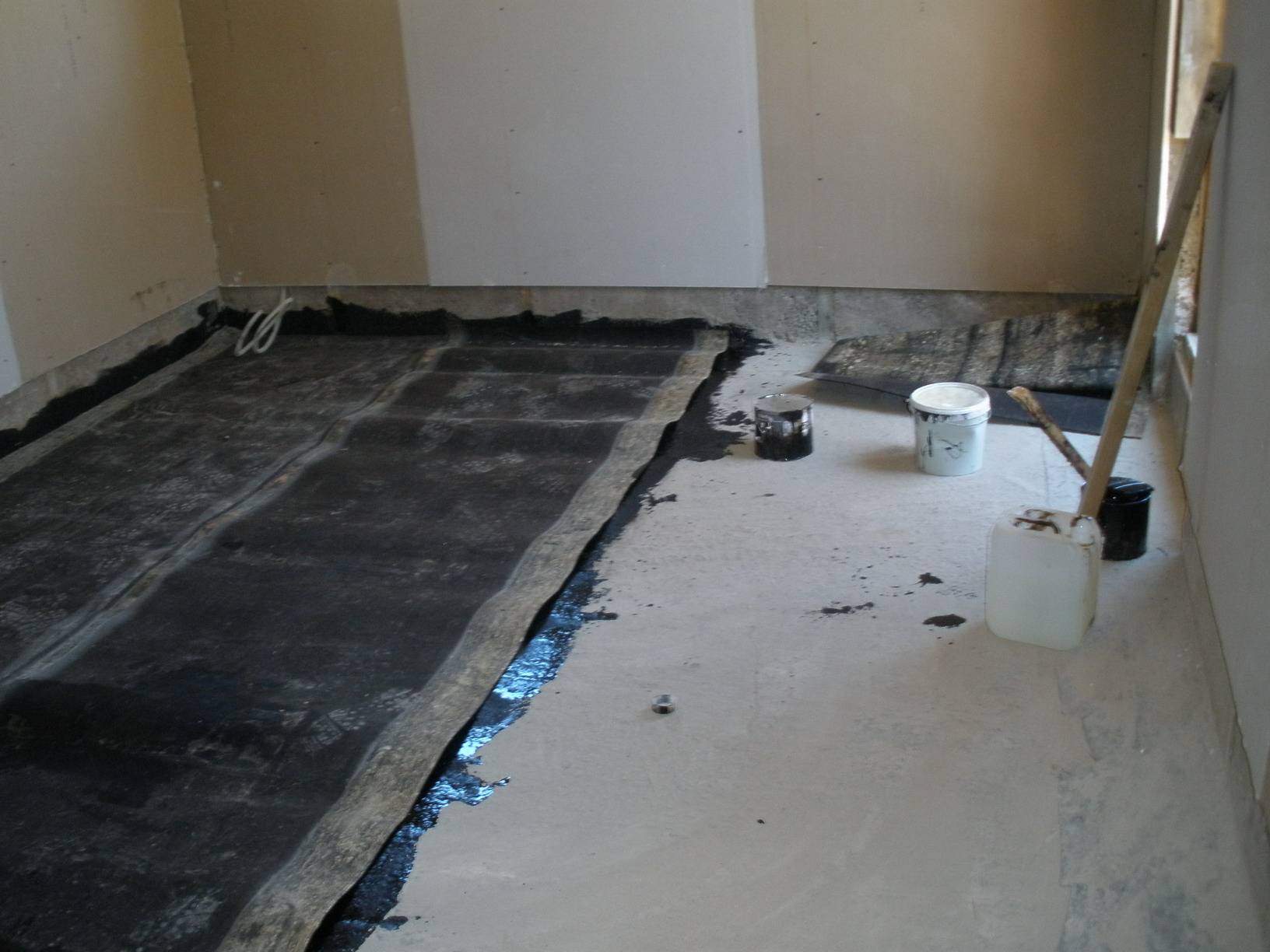 Гидроизоляция пола под стяжку