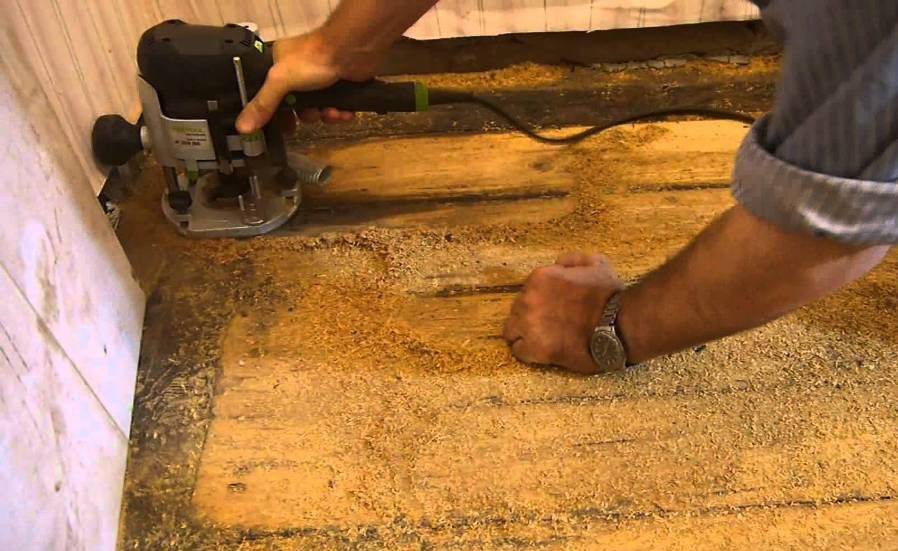 Положить плитку на деревянный пол